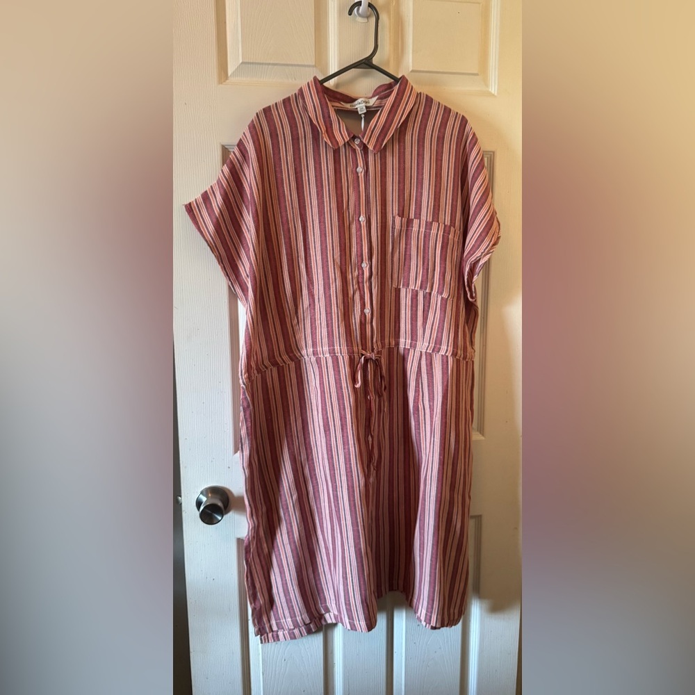 DAVI & DANI Pink striped dress